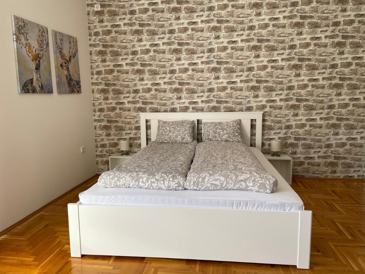 Apartman Sunny سومبور المظهر الخارجي الصورة